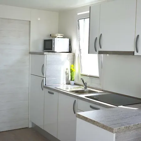Ferienhaus Floating House Hurrea